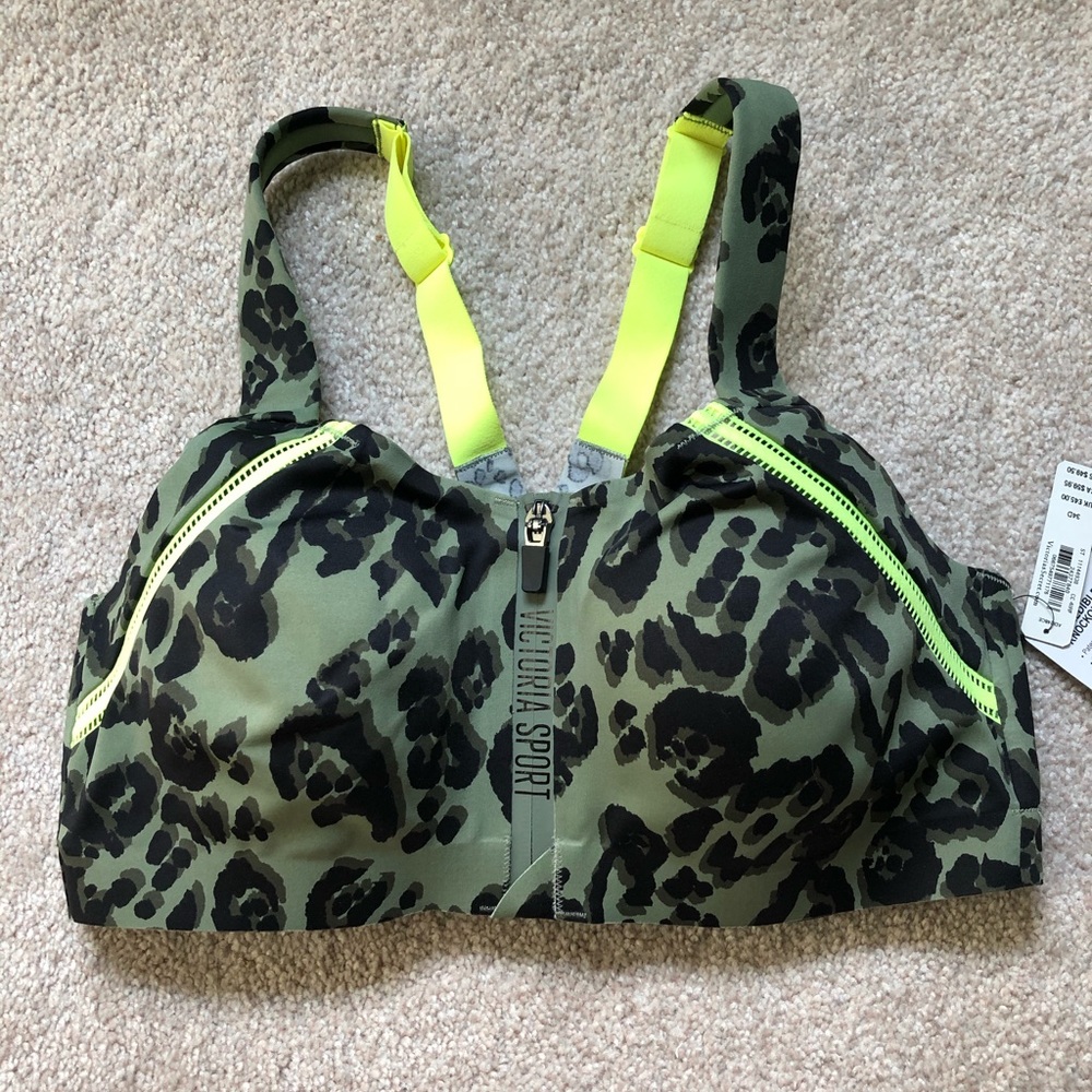 VS Incredible Knockout Ultra Max Bra